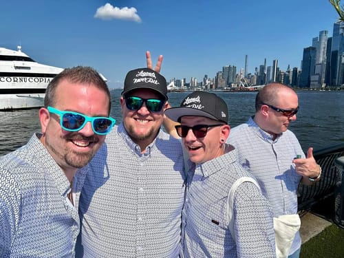 Customer photo review of S Is for Legend – KUNUFLEX Short Sleeve Shirt